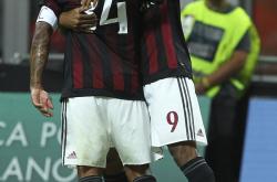 开云体育APP下载-瓦伦西亚绝地反击AC米兰，德容打破历史纪录