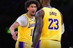 开云体育app-瑞典碾压多特蒙德，特尔施特根三分雨点燃全场的简单介绍