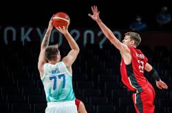 开云sport-关于澳大利亚男篮险胜猛龙，东契奇高光表现的信息