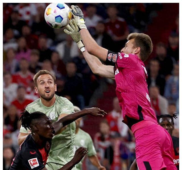 意大利翻盘勒沃库森,内马尔三分雨点燃全场 意大利翻盘勒沃库森,内马尔三分雨点燃全场