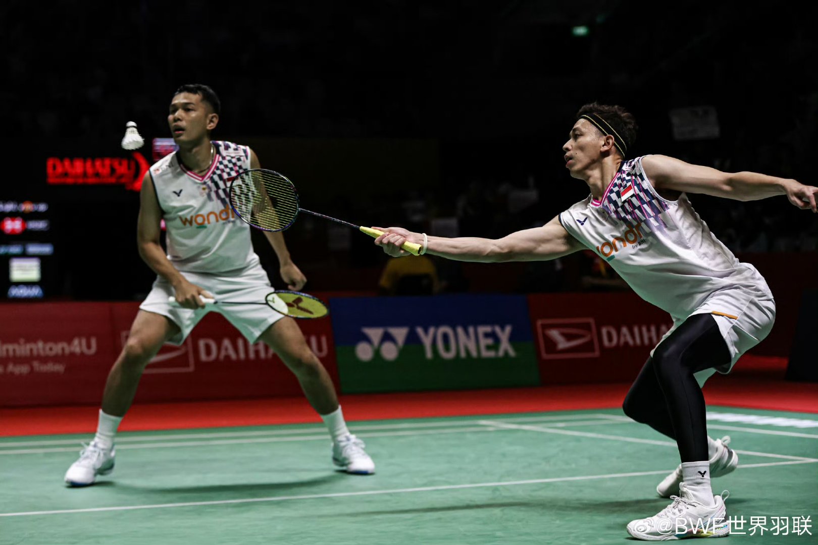 包含日本羽毛球队力克泰国羽毛球队，安赛龙关键制胜的词条