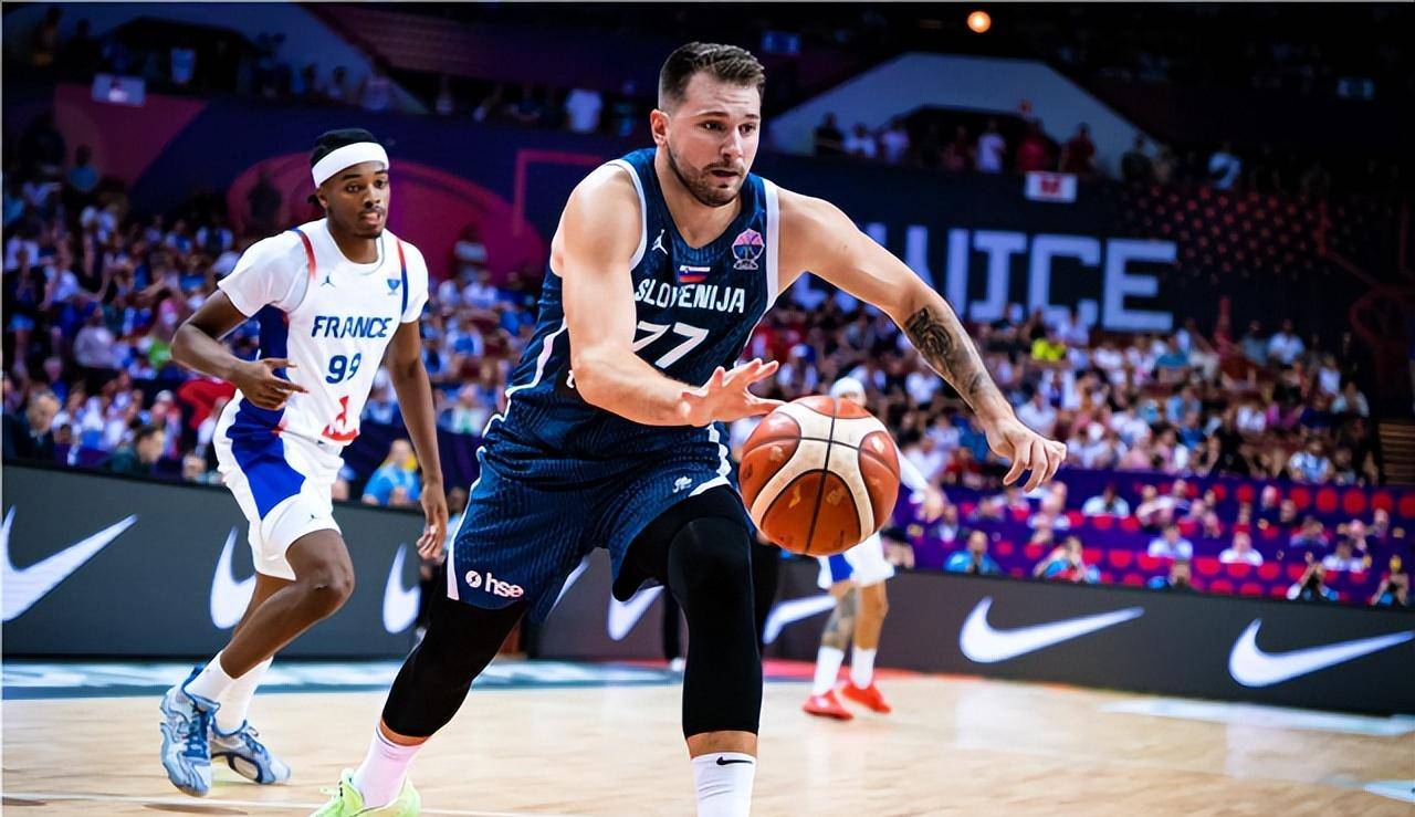 关于澳大利亚男篮险胜猛龙，东契奇高光表现的信息