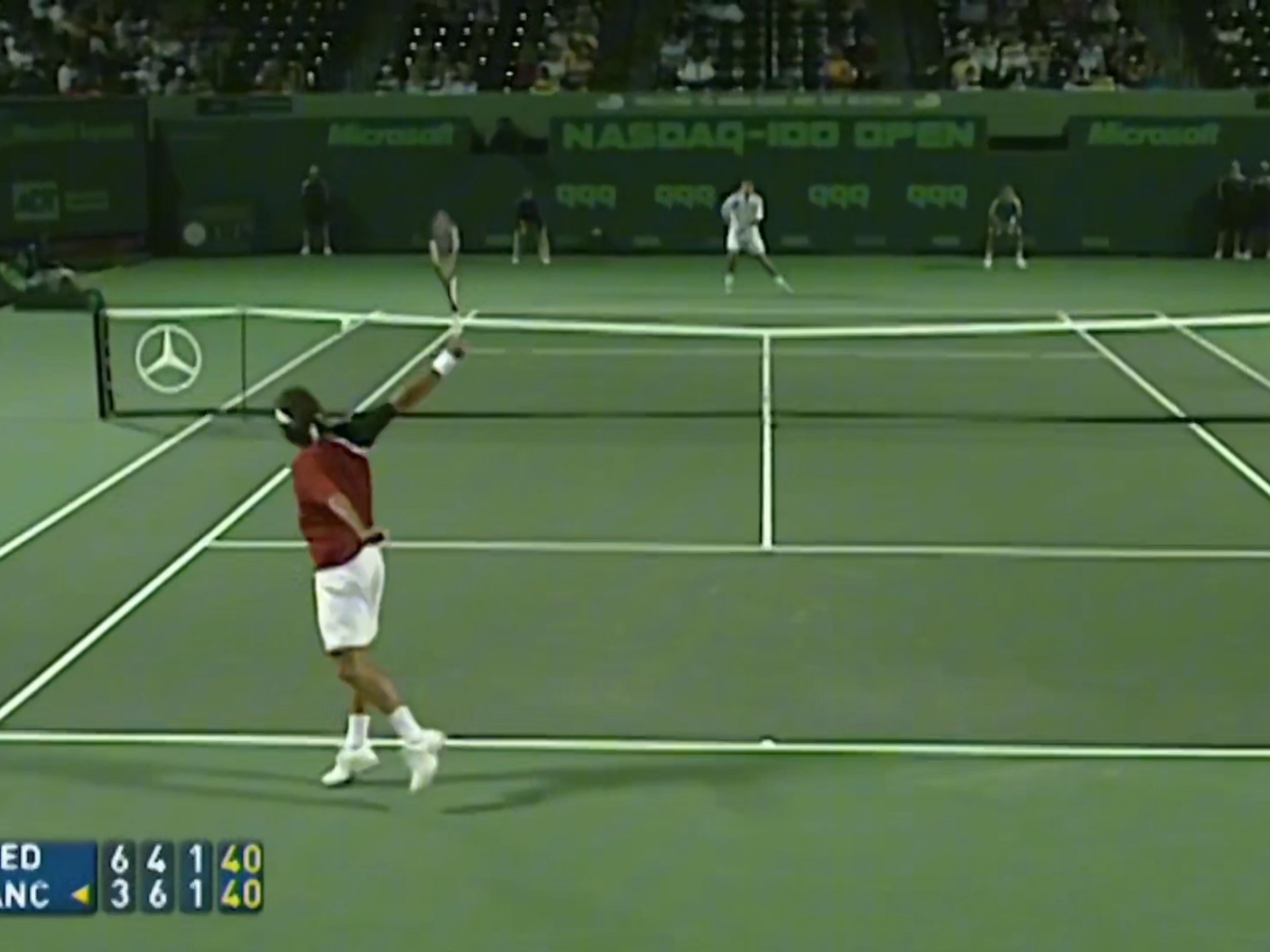 意大利网球队爆冷英国网球队，费德勒高光表现的简单介绍