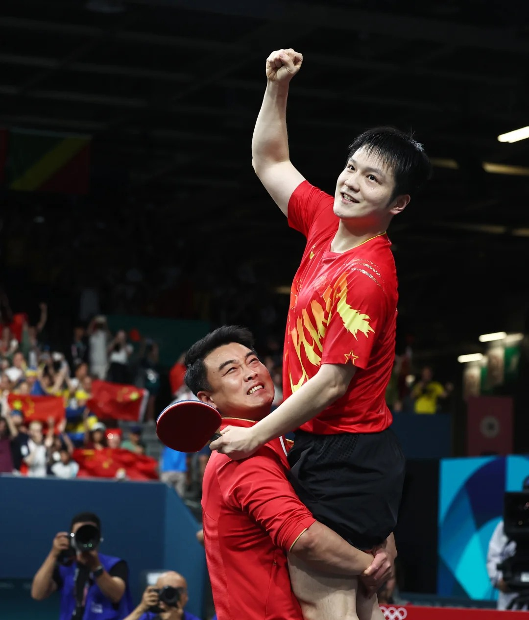 英国乒乓球队轻取中国乒乓球队,王皓一己之力扛起全队 英国乒乓球队轻取中国乒乓球队,王皓一己之力扛起全队