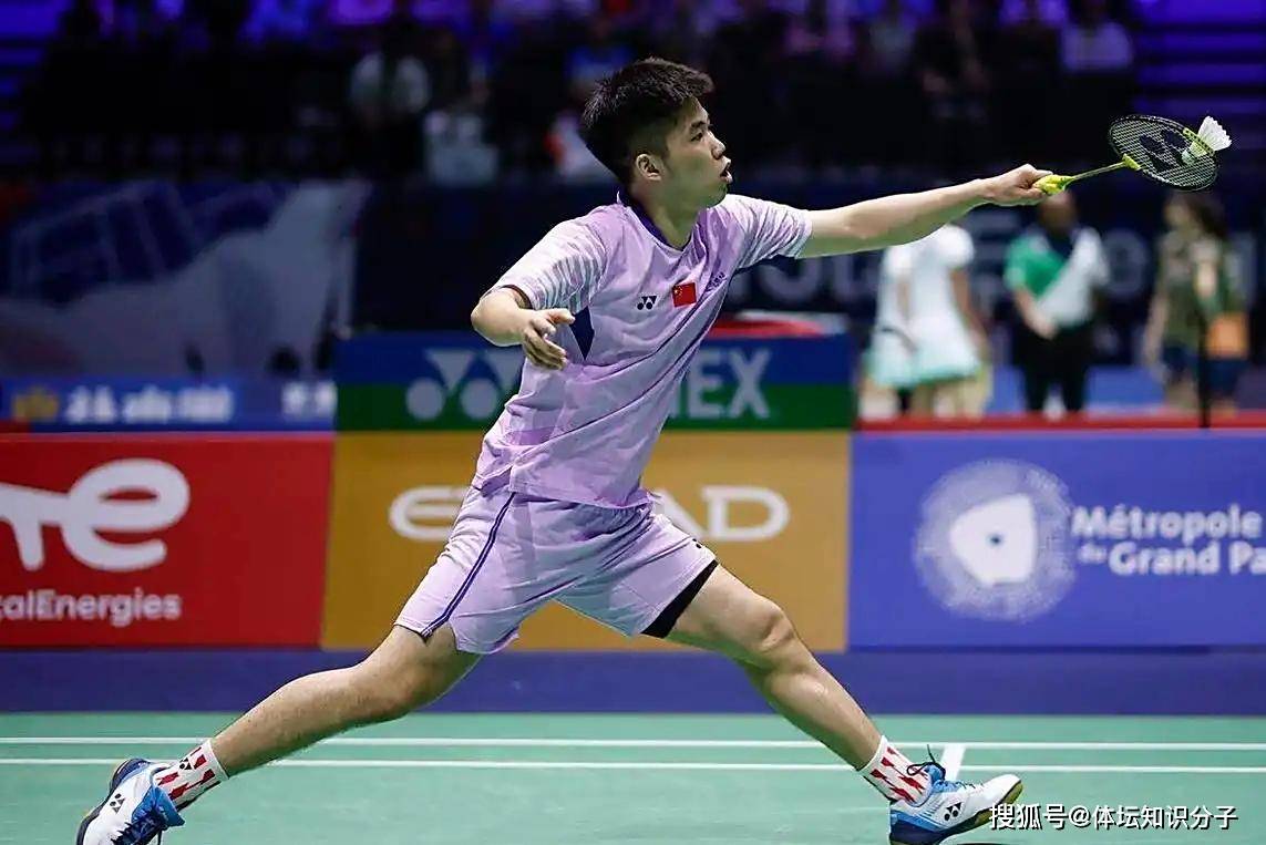 中国羽毛球队完胜日本羽毛球队,林丹制霸全场 中国羽毛球队完胜日本羽毛球队,林丹制霸全场