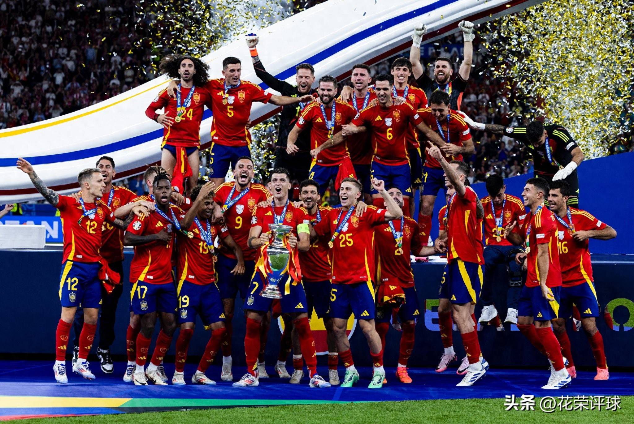 关于欧洲杯战术革新取得奇效，引发战术热潮的信息