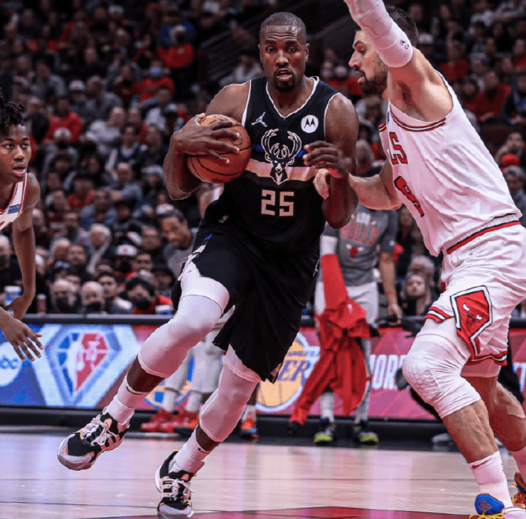 公牛逆转广州队，字母哥高光表现