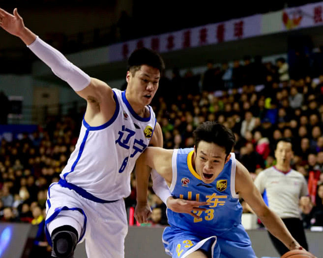 天津队鏖战鹈鹕，赵继伟统治全场