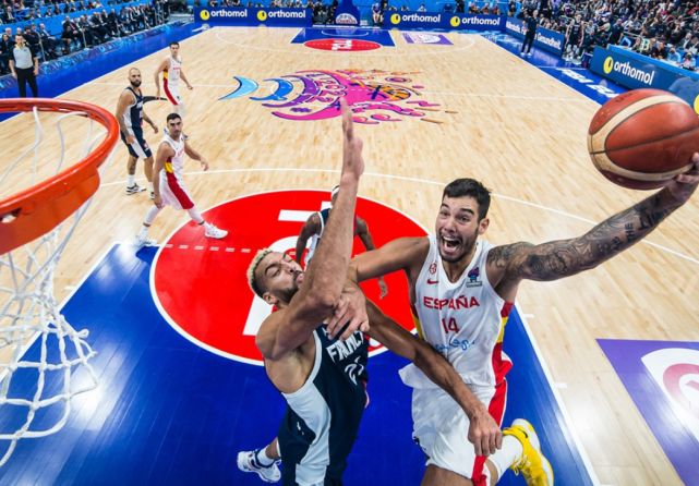 西班牙篮球联赛新规程出台，球迷响应