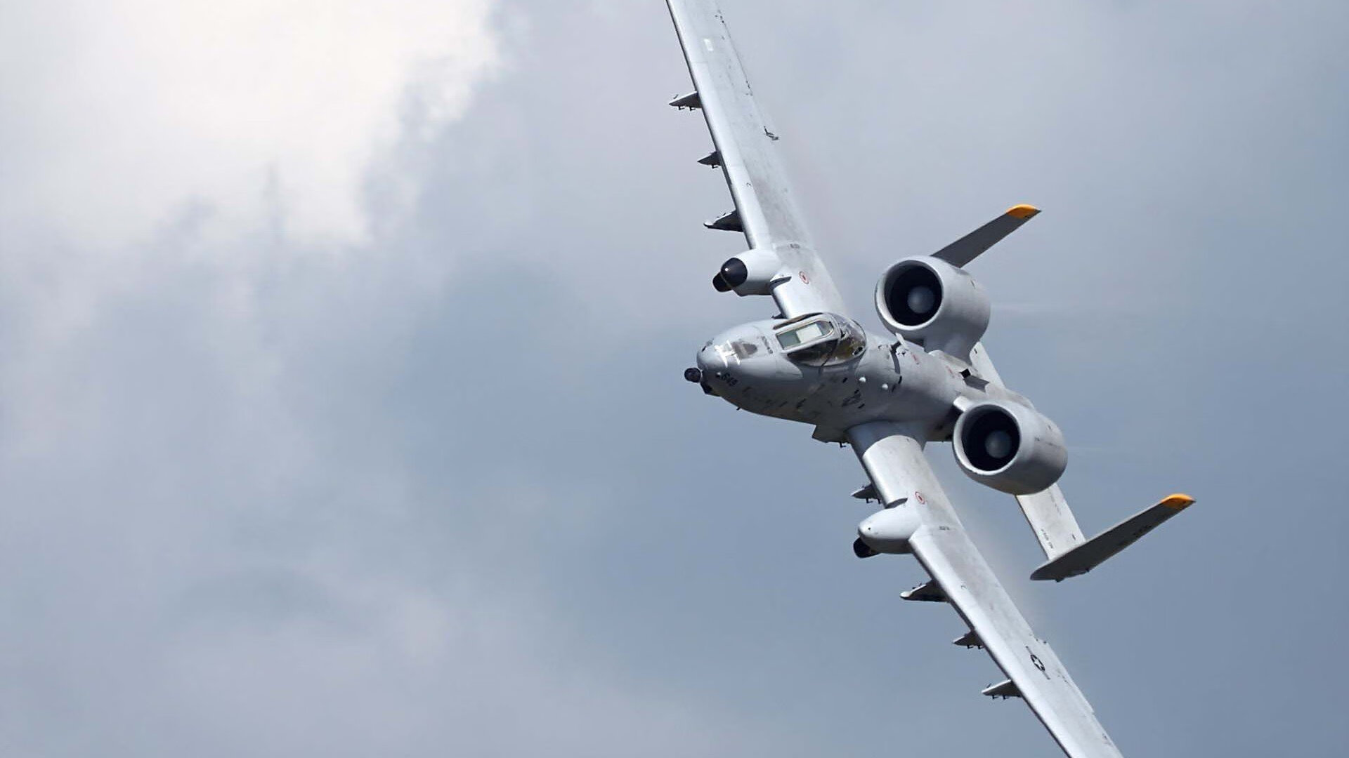 双星耀夜,F1新赛季揭幕战与英格拉姆高光时刻的交响