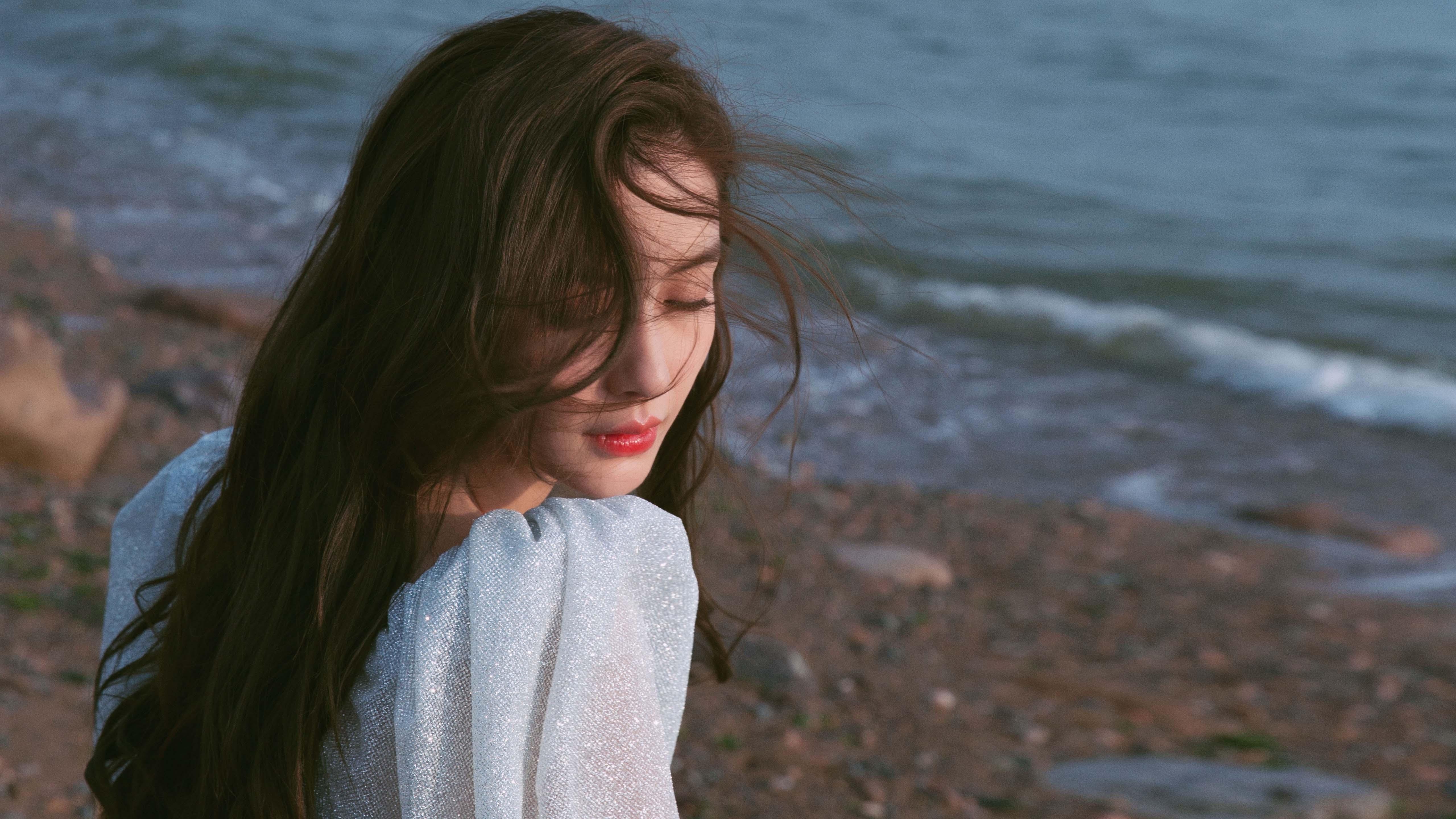 看到您给出的关键词组合,我注意到一个有趣的跨界—欧冠是足球巅峰赛事,而鹈鹕与黄蜂则是NBA球队。这恰恰为我们提供了一个绝佳的创意切入点,用篮球世界的战术比喻,来解读足球场上的风云对决