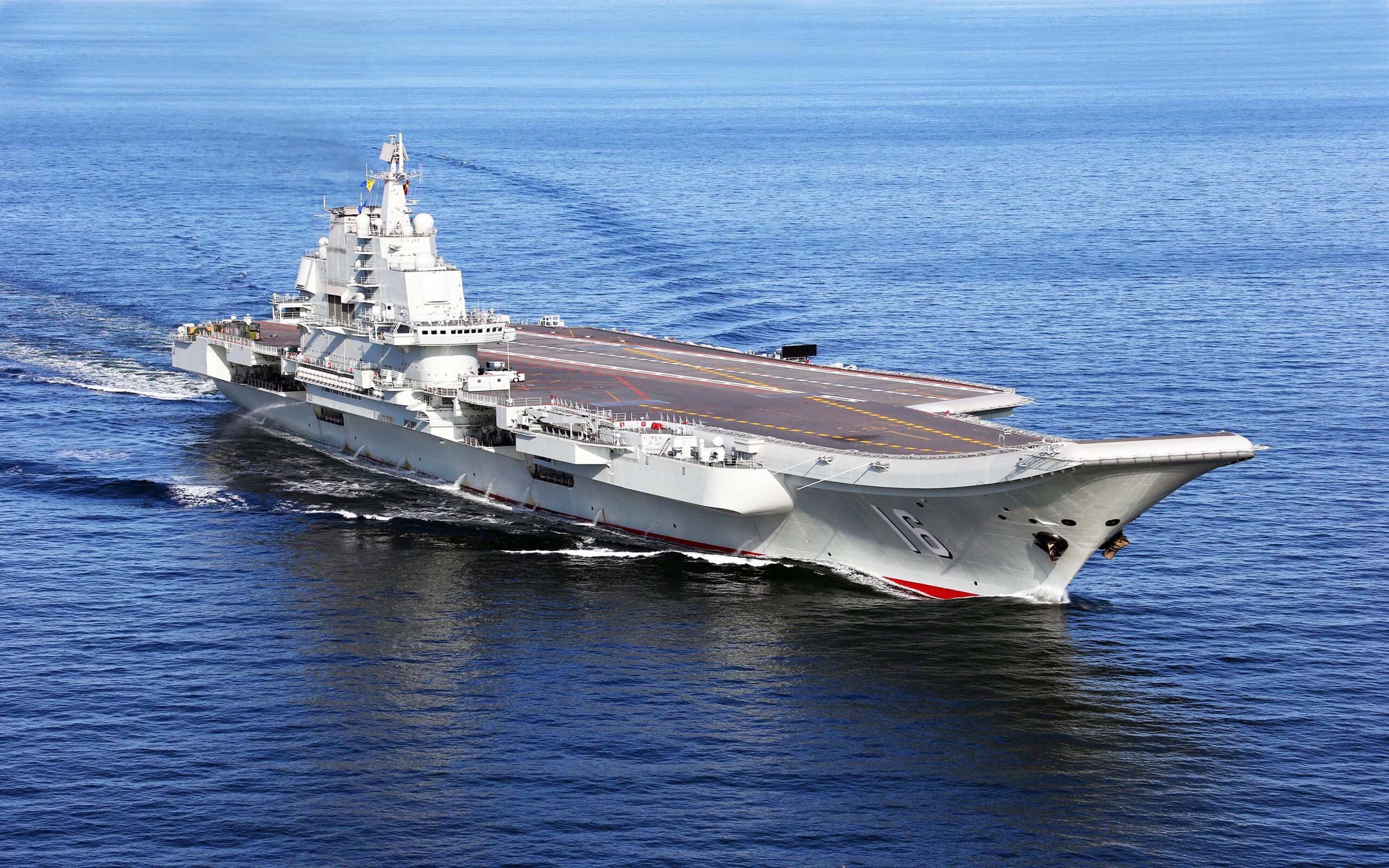 蓝黄风暴席卷基多，2026世界杯B组关键战，厄瓜多尔大胜喀麦隆，萨内破局之夜